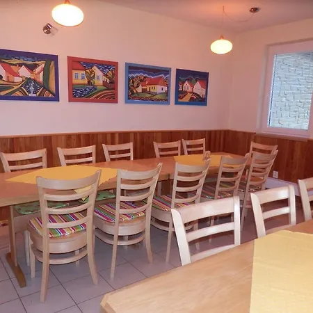 Guest house Chata Medunka Komna